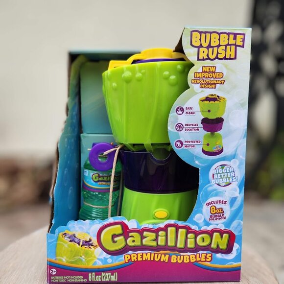 NEW Gazillion Bubble Machine with Solution Refill Birthday Party Supplies Green - Picture 10 of 14